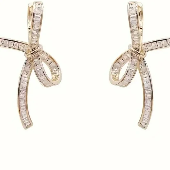 Earrings - Picture 4 of 8